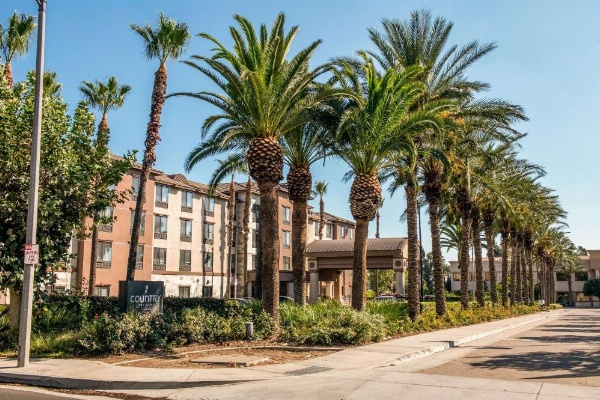 Country Inn & Suites by Radisson, Ontario at Ontario Mills, CA image 8